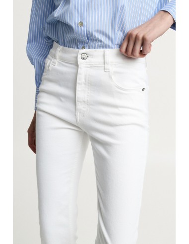 Jeans flare cinco bolsos cintura alta Please