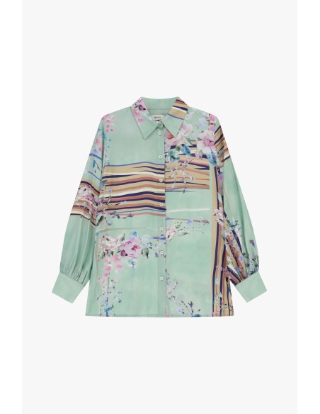 Camisa com estampa floral, mangas amplas e botões Dixie