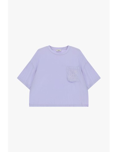 T-Shirt com Bolso Bordado e Corte Boxy Dixie