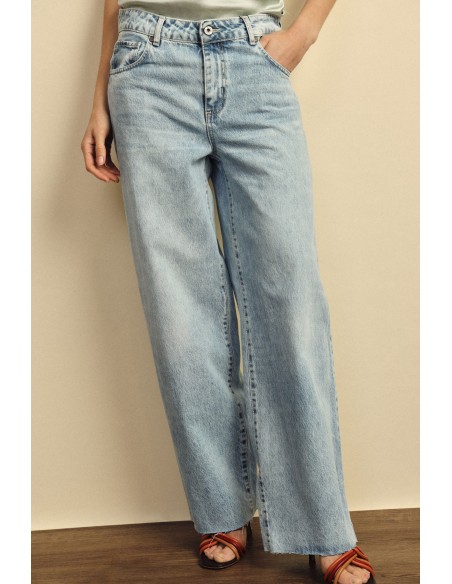 Jeans de perna reta, cintura alta, lavagem clara Dixie