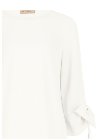 Blusa ampla em tecido fluido com maxi laços nas mangas Rinascimento