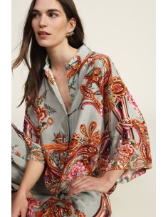 Camisa com Estampa Floral e Corte Largo Dixie
