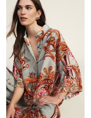 Camisa com Estampa Floral e Corte Largo Dixie