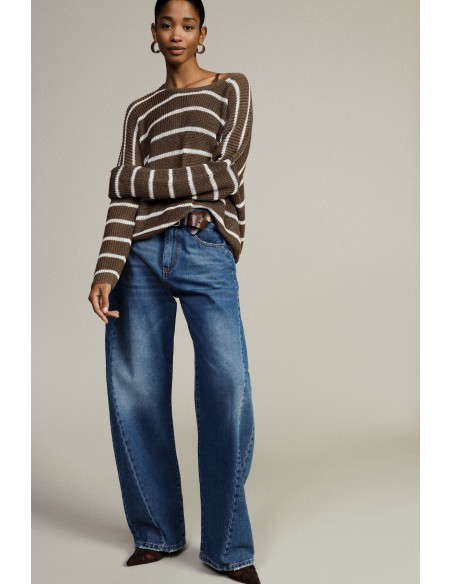 Jeans Balloon Fit com Perna Larga e Pences Dixie