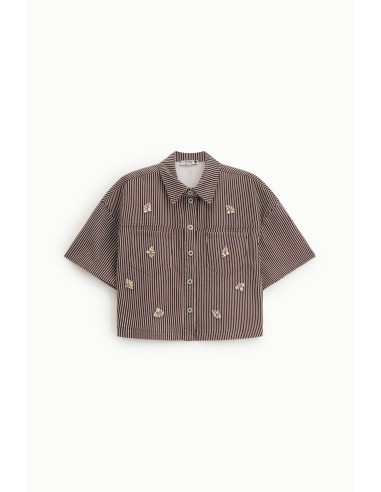 Camisa curta às riscas com botões e aplicações tipo joia Please