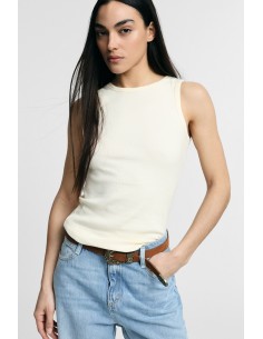 Top com decote redondo sem mangas, corte regular Please