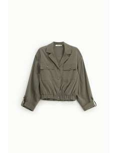 Camisa Cropped com Bolsos Frontais e Fecho com Botões Please 2