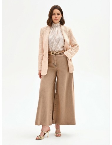 Blusa Ampla Em Renda Com Maxi Mangas E Gola Alta Rinascimento