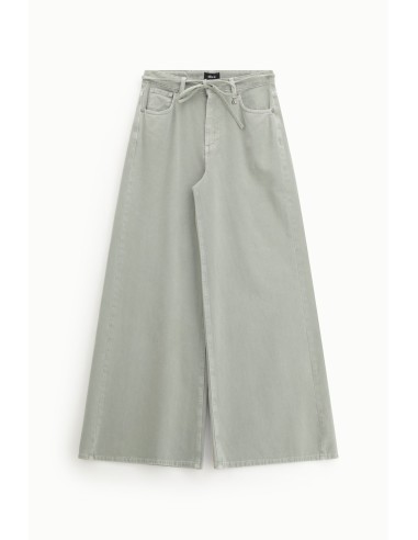 Jeans a sino com cinto Dixie