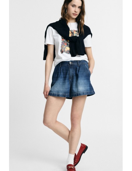 Shorts de corte regular com pinças e bolsos frontais Please