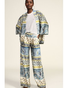 Calças Palazzo com Estampa Paisley e Detalhes Florais Dixie