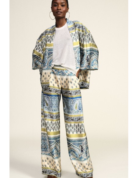 Calças Palazzo com Estampa Paisley e Detalhes Florais Dixie