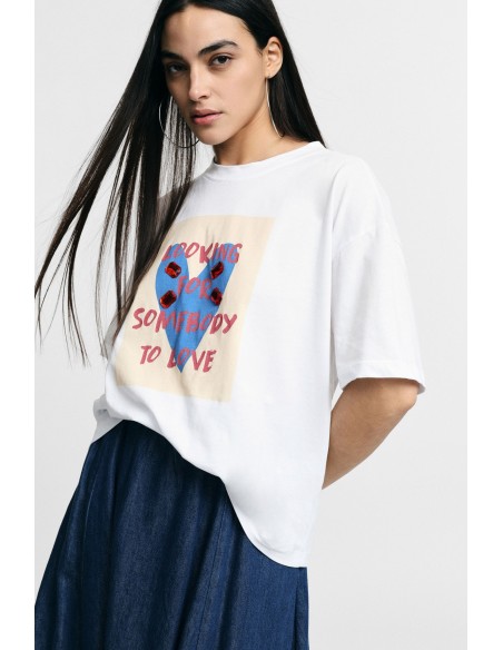 T-shirt com estampa frontal, corte suave, gola redonda Please
