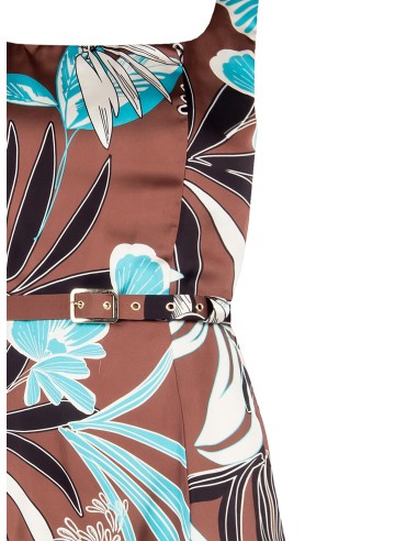 Top longo em cetim floral com fenda lateral e cinto rígido coordenado Rinascimento