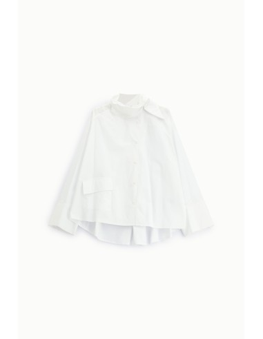 Camisa Ampla com Gola Alta Assimétrica e Bolso Dixie
