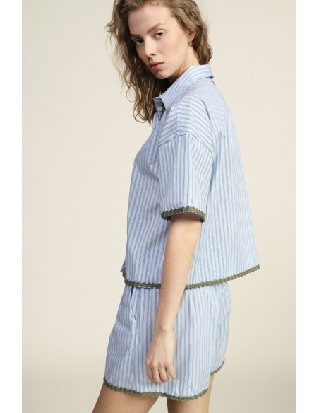 Camisa às riscas com remates em festão e mangas curtas Dixie