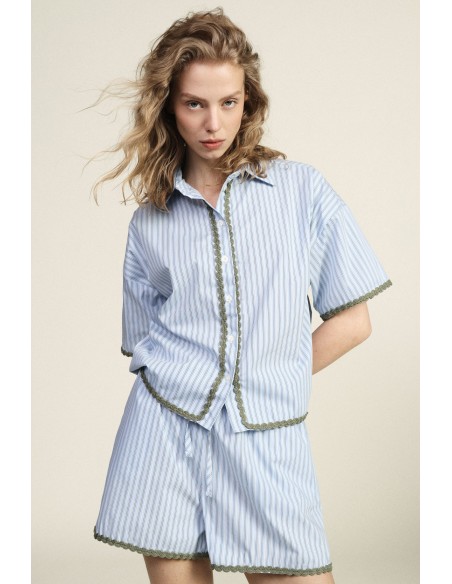 Camisa Às Riscas Com Acabamentos Festoneados E Mangas Curtas Dixie