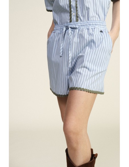 Shorts Regular-Fit às Riscas com Perfis Decorativos Dixie