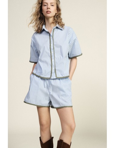 Calções Corte Regular às Riscas com Perfis Decorativos Dixie