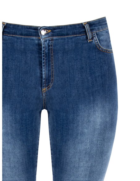 Jeans Flare Curvy Lavagem Média Rinascimento Curvy