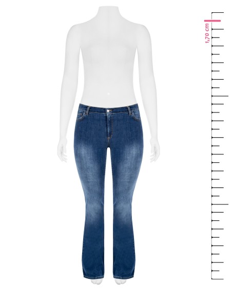 Jeans Flare Curvy Lavagem Média Rinascimento Curvy
