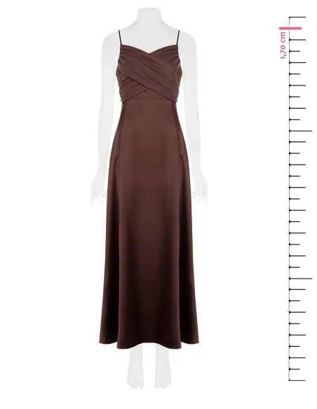Vestido longo em cetim com entrelaçado em georgette e fenda Rinascimento