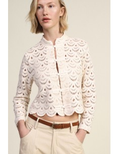 Camisa Em Renda Com Bordas Festonadas E Botões Dixie