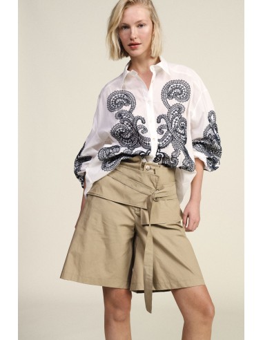 Calções com cinto largo e detalhe D-ring Dixie