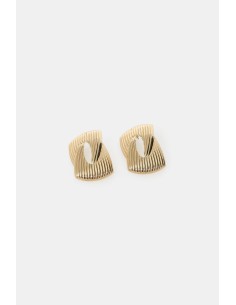 Brincos de pino moldados com superfície canelada Dixie