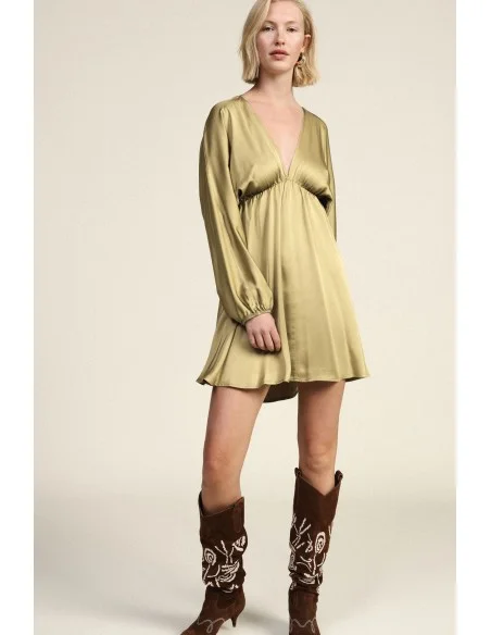 Vestido Curto com Mangas Compridas e Decote Profundo Dixie
