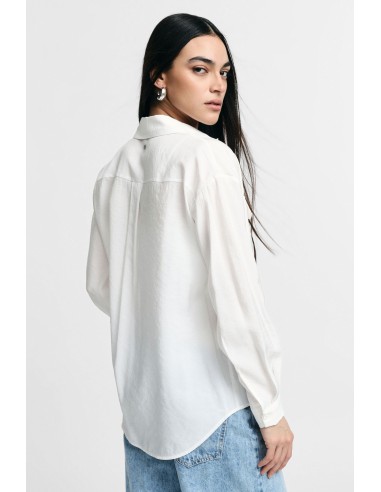 Camisa Regular-Fit com Bolsos Frontais Please