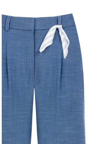 Bermuda em tecido chambray com pregas Rinascimento