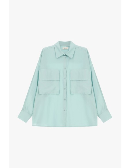 Camisa Oversize com Bolsos Aplicados Frontais Dixie