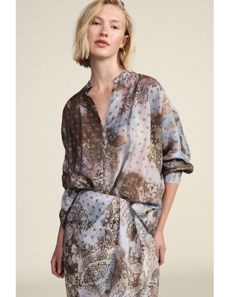 Blusa ampla com padrão paisley e gola redonda Dixie