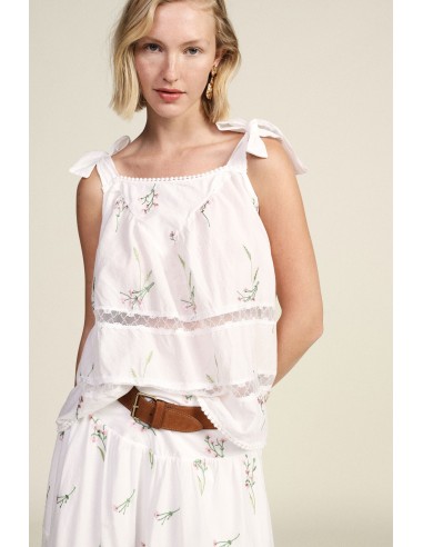Top com Alças Largas e Bordado Floral Dixie