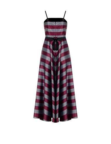 Vestido longo rodado em cetim com cinto rosa Rinascimento