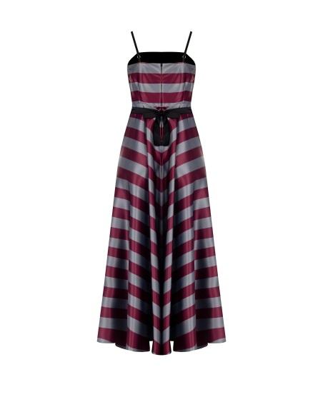 Vestido longo rodado em cetim com cinto rosa Rinascimento