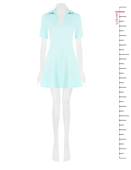Vestido Curto Evasê em Tecido Bi-Stretch com Decote em V e Laço em Strass no Colarinho Rinascimento