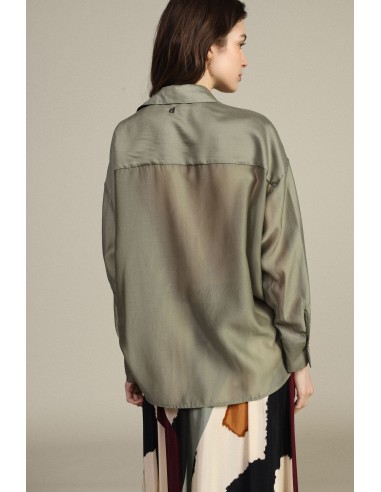 Camisa Transparente com Bolsos Frontais Oversize Dixie