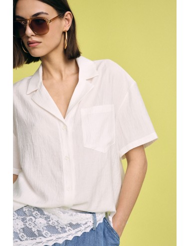 Camisa Boxy Curta com Bolso no Peito Please