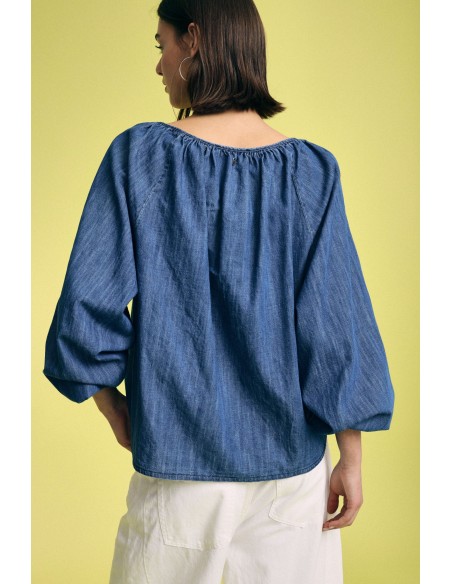 Blusa ampla com inserções às riscas e mangas compridas
