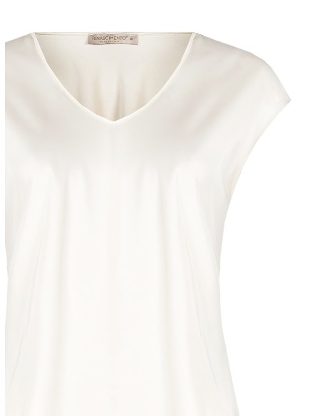 Blusa acinturada fluida em cetim com decote em V Rinascimento