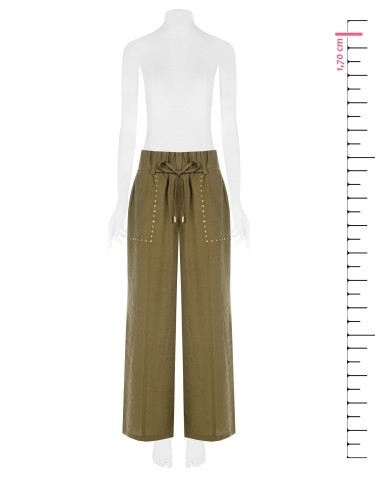 Calças palazzo em tecido ligeiramente amassado com tachas Rinascimento