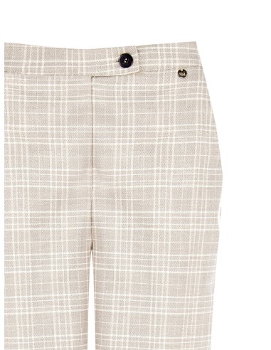 Bermuda em mistura de viscose com bolsos Rinascimento