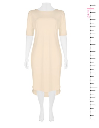 Vestido t-shirt curvy em corte ovoide com costuras à vista e decote com acabamento a vivo Rinascimento Curvy