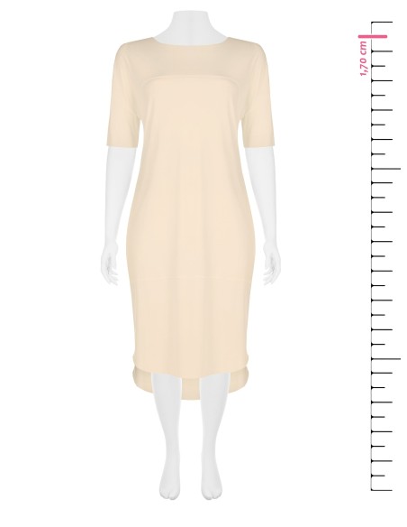 Vestido t-shirt curvy em corte ovoide com costuras à vista e decote com acabamento a vivo Rinascimento Curvy