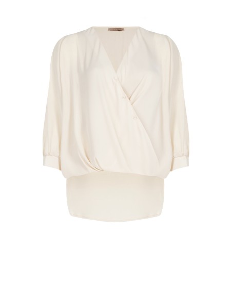 Blusa Curvy macia assimétrica em georgette Rinascimento Curvy