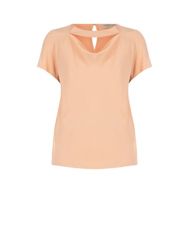 Blusa fluida curvy em cetim opaco com recorte Rinascimento Curvy