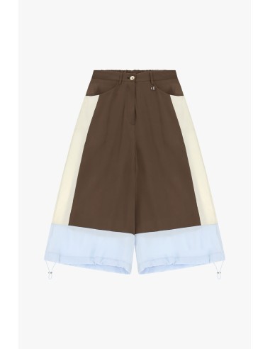 Bermudas Largas com Detalhes Colorblock e Cordão Dixie
