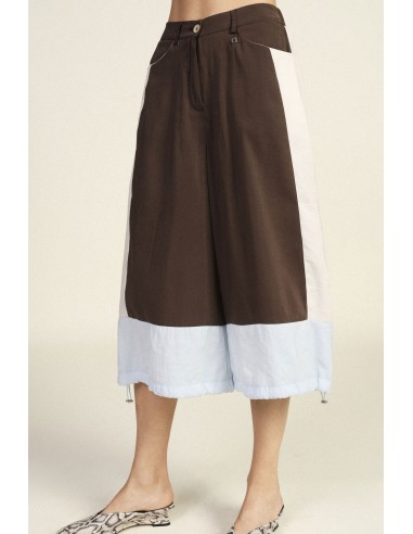 Bermudas largas com detalhes colorblock e cordão Dixie